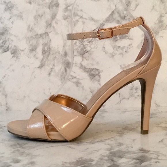 Material Girl ‘Sara’ Strappy Sandals - Picture 2 of 11